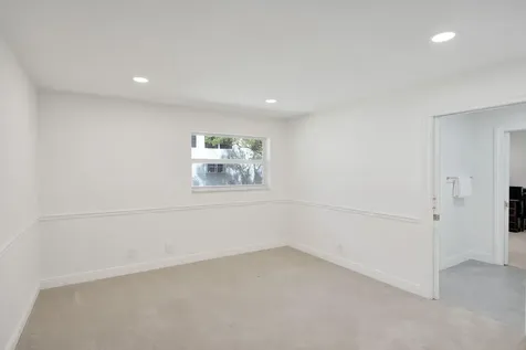 2401 NW 39th Street Boca Raton FL 33431