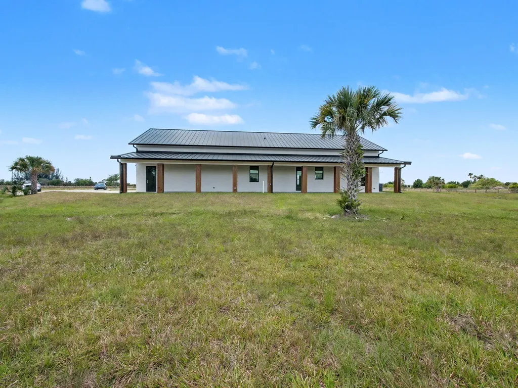 9480 Carlton Road Port St Lucie FL 34987