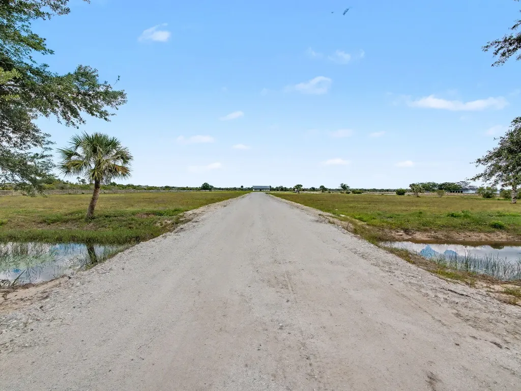9480 Carlton Road Port St Lucie FL 34987