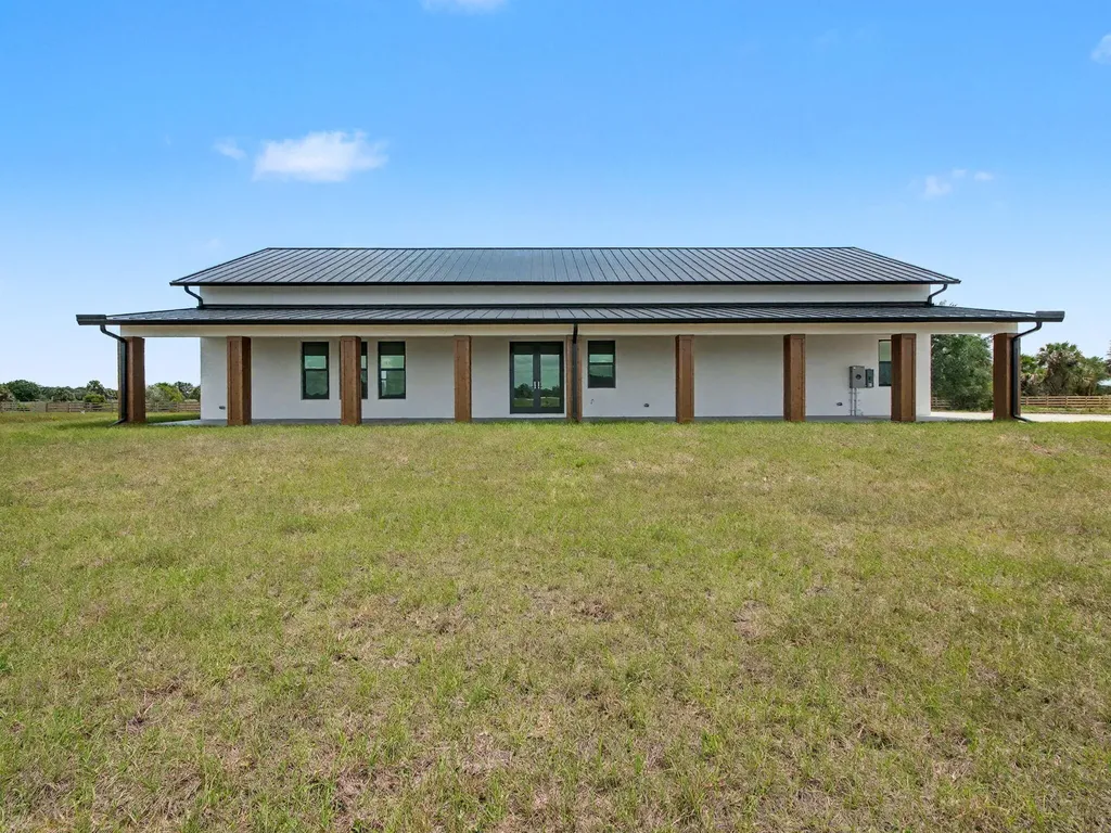9480 Carlton Road Port St Lucie FL 34987