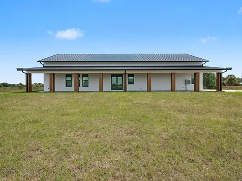 9480 Carlton Road Port St Lucie FL 34987