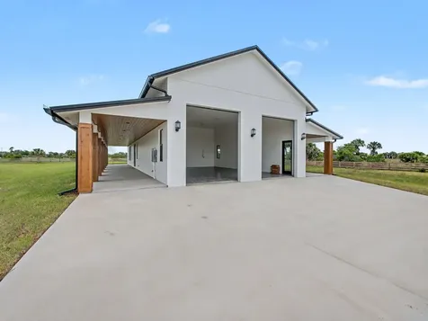 9480 Carlton Road Port St Lucie FL 34987