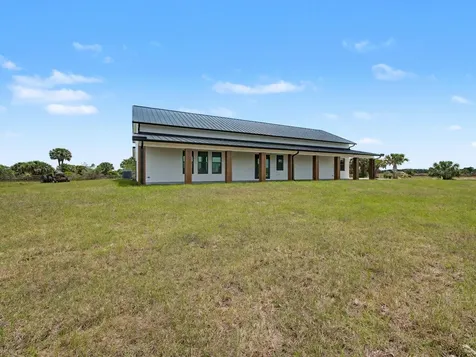 9480 Carlton Road Port St Lucie FL 34987