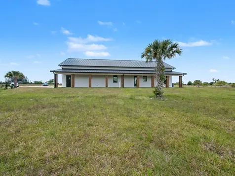 9480 Carlton Road Port St Lucie FL 34987