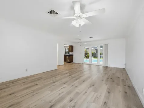 1680 NE 34th Lane Oakland Park FL 33334