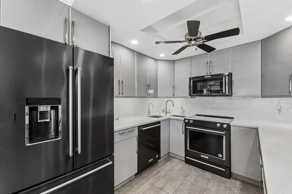 1027 Farnham O Deerfield Beach FL 33442