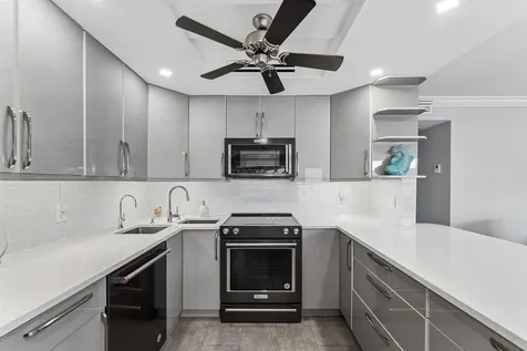 1027 Farnham O Deerfield Beach FL 33442
