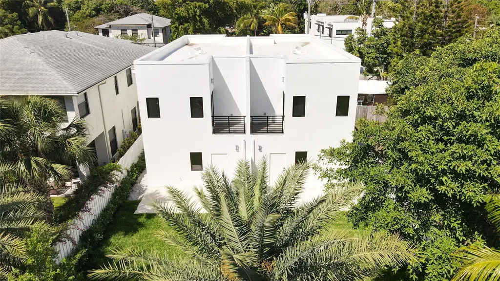 1138 NE 2nd Avenue Fort Lauderdale FL 33304