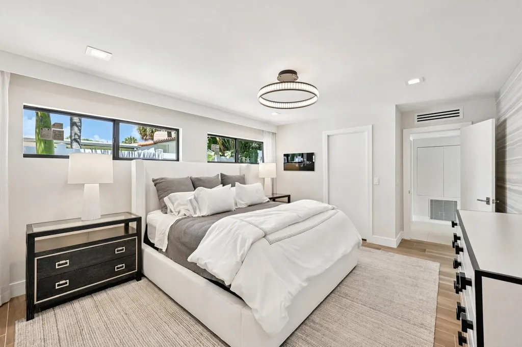 240 30th Street West Palm Beach FL 33407