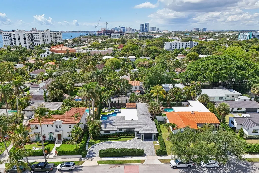 240 30th Street West Palm Beach FL 33407