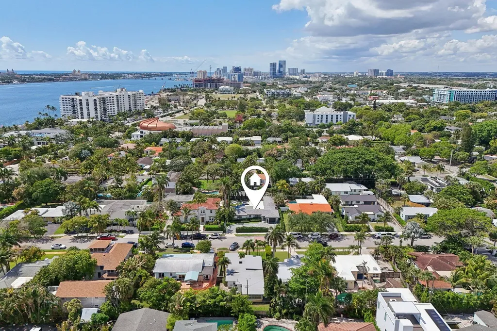 240 30th Street West Palm Beach FL 33407