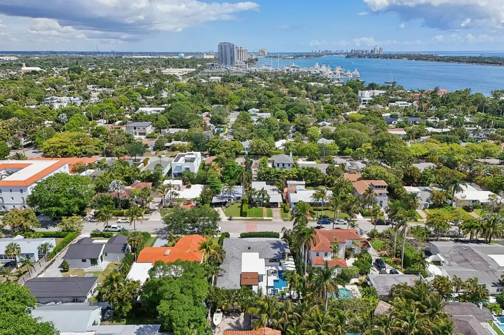 240 30th Street West Palm Beach FL 33407
