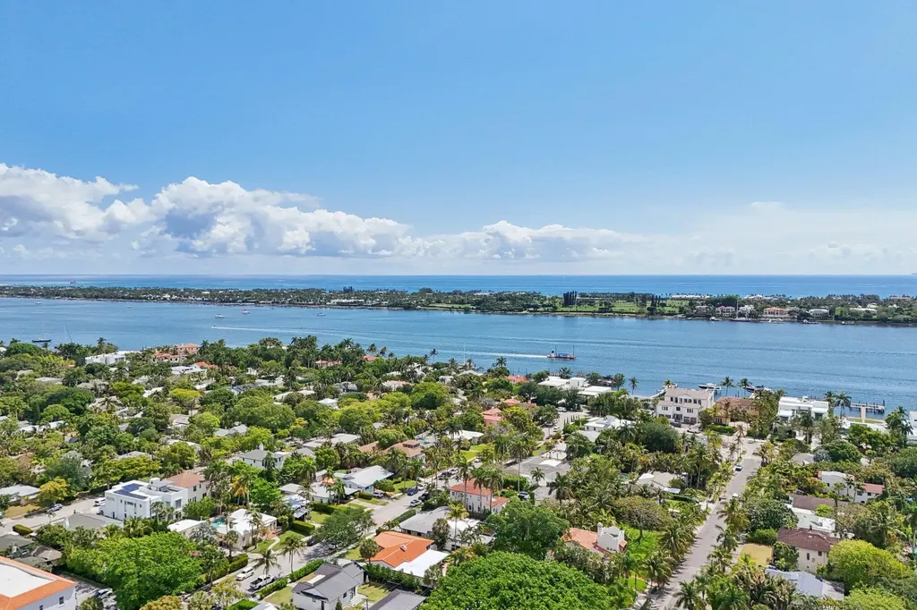 240 30th Street West Palm Beach FL 33407