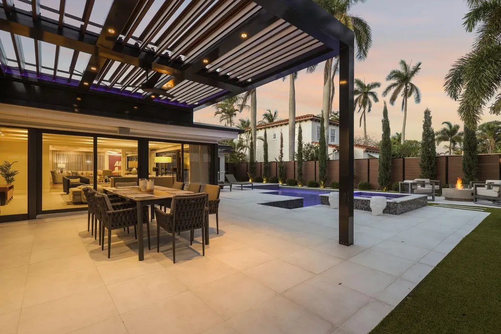 240 30th Street West Palm Beach FL 33407