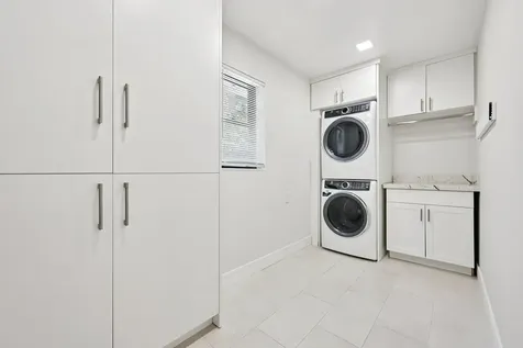 240 30th Street West Palm Beach FL 33407