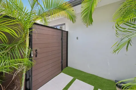 240 30th Street West Palm Beach FL 33407