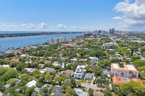 240 30th Street West Palm Beach FL 33407