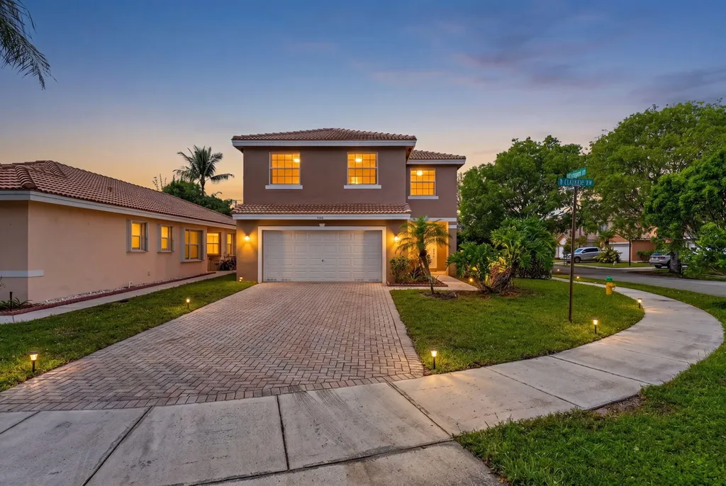 7962 N Silverado Circle Hollywood FL 33024