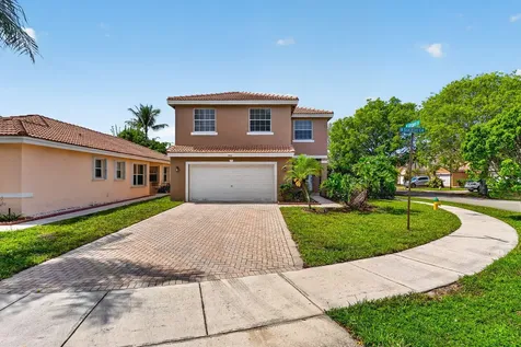 7962 N Silverado Circle Hollywood FL 33024