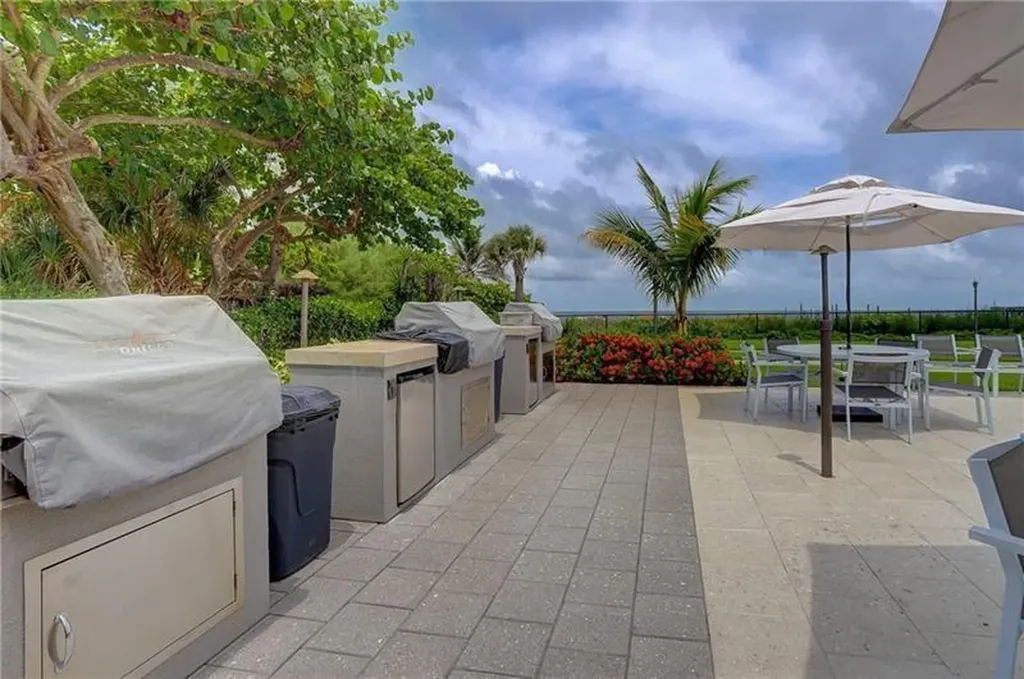 333 NE 21st Avenue Deerfield Beach FL 33441