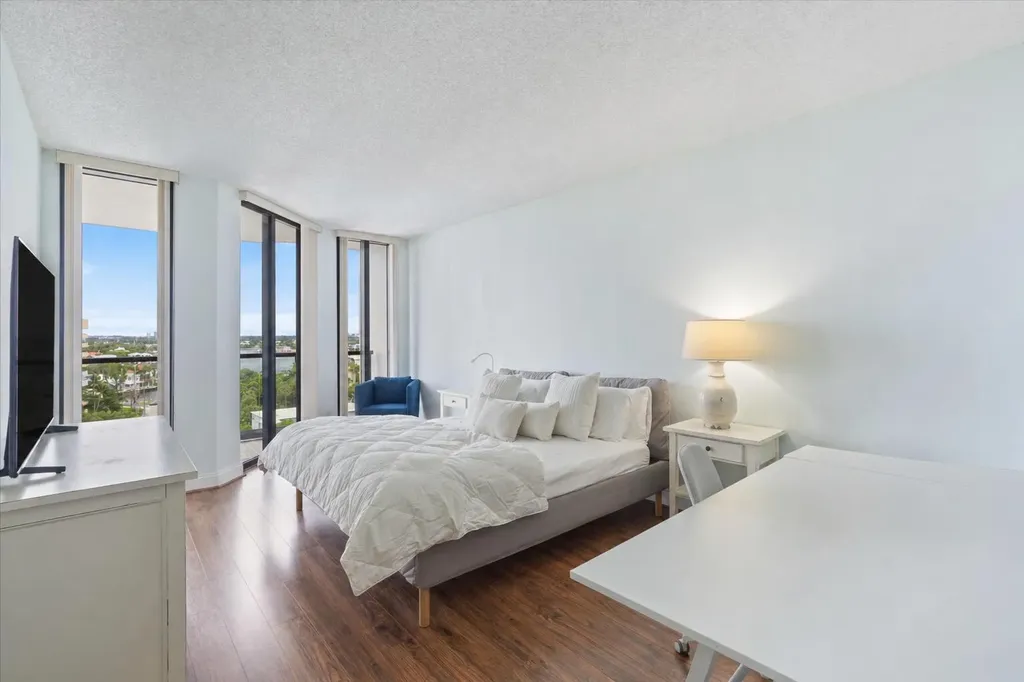 1300 S Ocean Boulevard Pompano Beach FL 33062