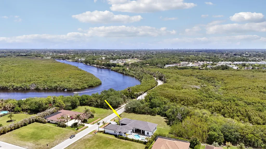 179 SE Via Terra Bella Port St Lucie FL 34952