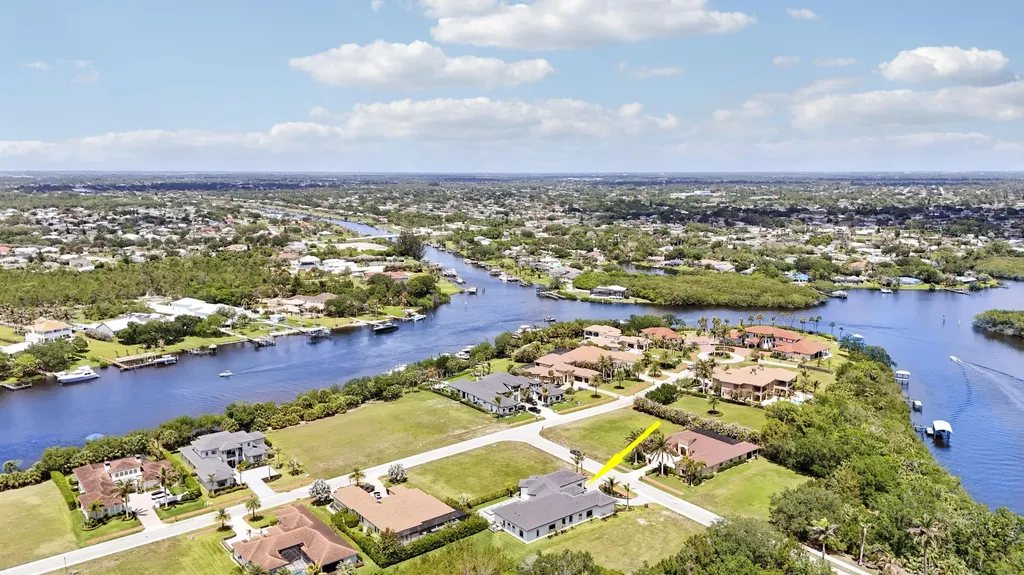 179 SE Via Terra Bella Port St Lucie FL 34952