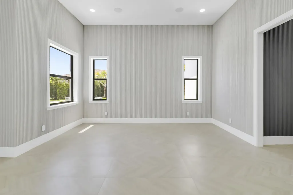 179 SE Via Terra Bella Port St Lucie FL 34952