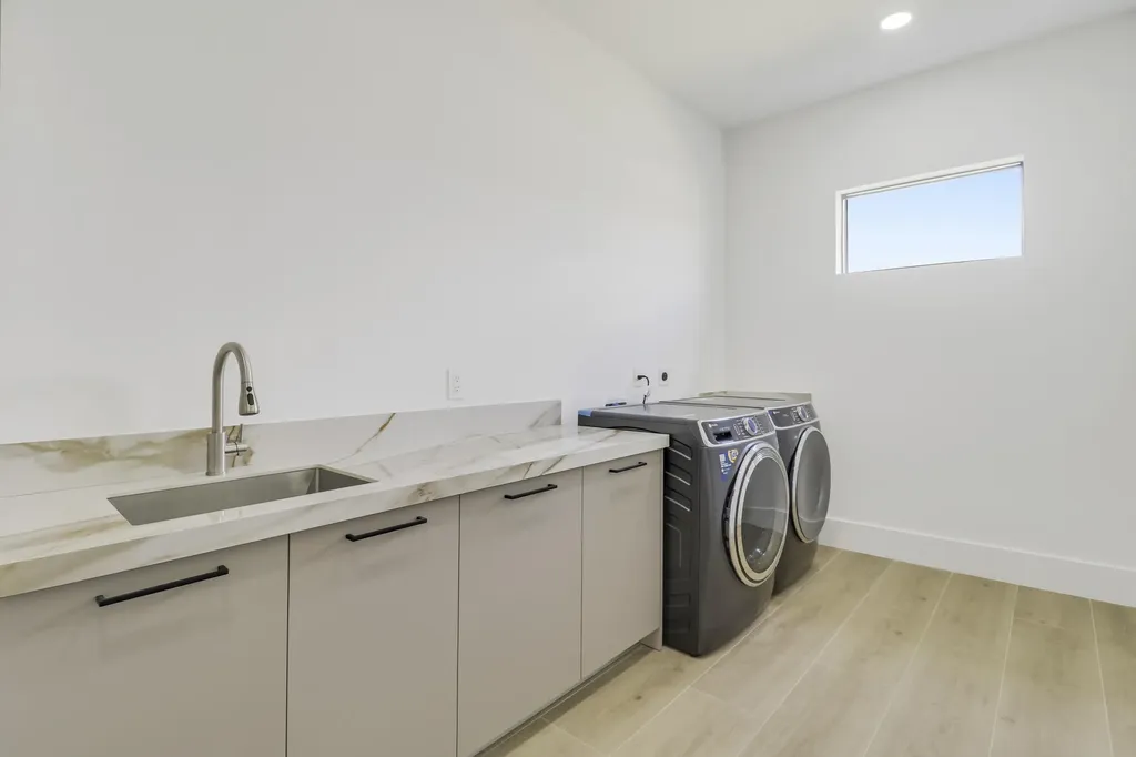 179 SE Via Terra Bella Port St Lucie FL 34952