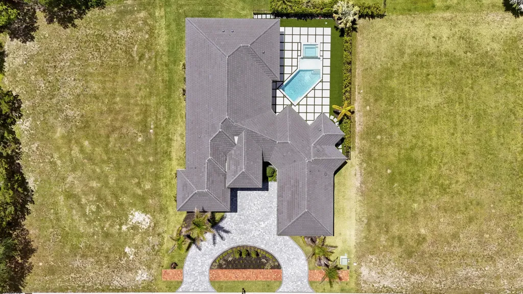 179 SE Via Terra Bella Port St Lucie FL 34952