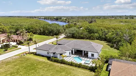 179 SE Via Terra Bella Port St Lucie FL 34952