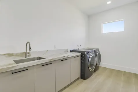 179 SE Via Terra Bella Port St Lucie FL 34952