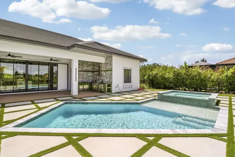 179 SE Via Terra Bella Port St Lucie FL 34952