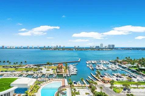 220 Lake Shore Drive Lake Park FL 33403