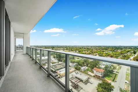 220 Lake Shore Drive Lake Park FL 33403