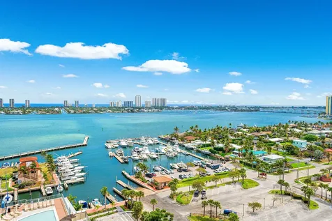 220 Lake Shore Drive Lake Park FL 33403