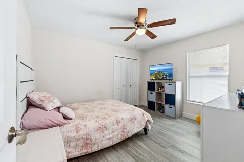 2025 SE South Buttonwood Drive Port St Lucie FL 34952