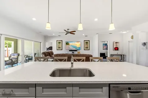 2025 SE South Buttonwood Drive Port St Lucie FL 34952