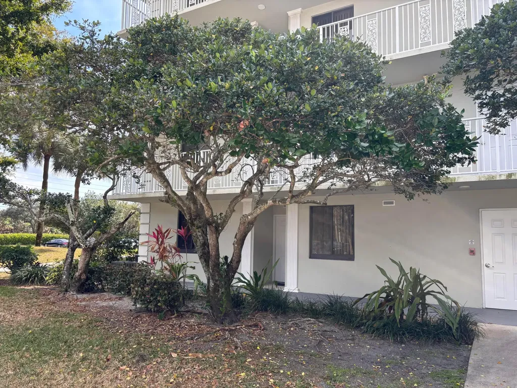 2561 Village Boulevard West Palm Beach FL 33409