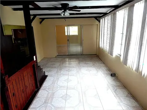 3640 NW 39th Street Lauderdale Lakes FL 33309