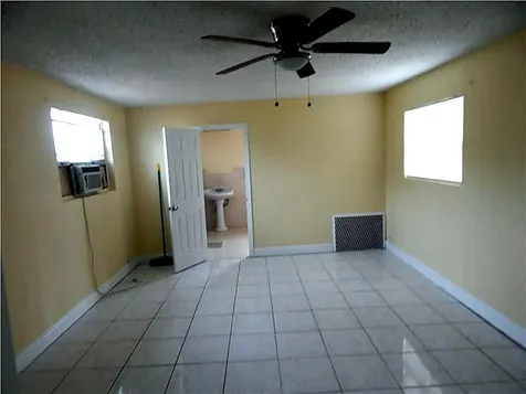 3640 NW 39th Street Lauderdale Lakes FL 33309