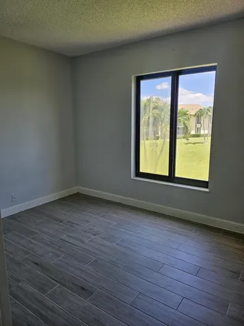 811 Sky Pine Way Greenacres FL 33415