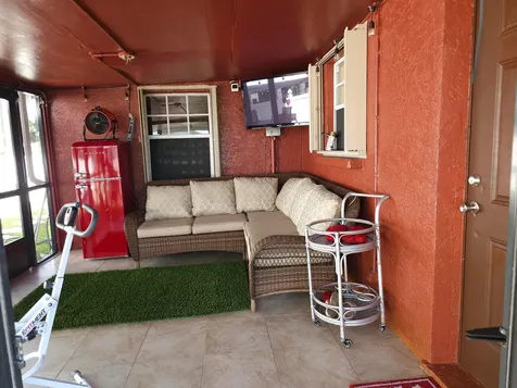 637 Dogwood Road West Palm Beach FL 33409