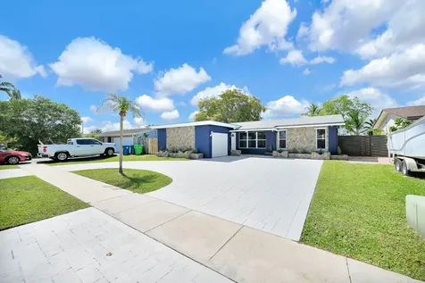 11600 NW 30th Place Sunrise FL 33323