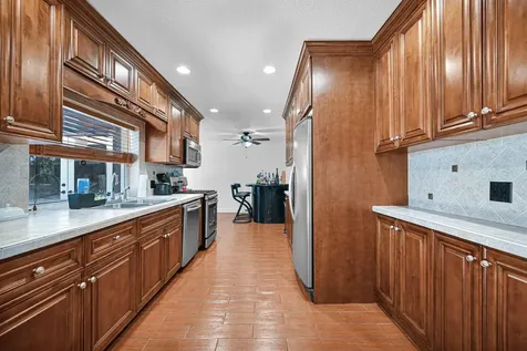 11600 NW 30th Place Sunrise FL 33323