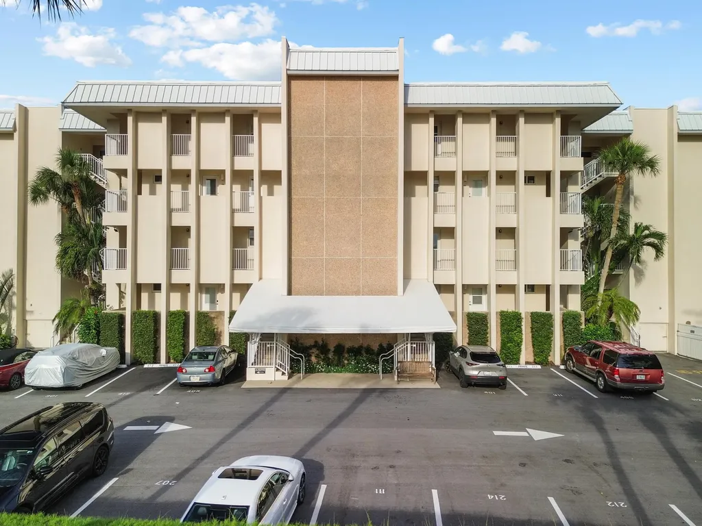3851 N Ocean Boulevard Delray Beach FL 33483
