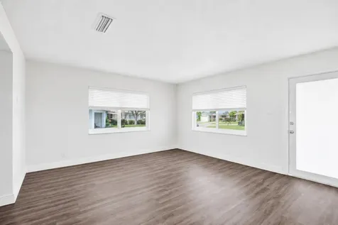 1045 NW 73rd Avenue Margate FL 33063