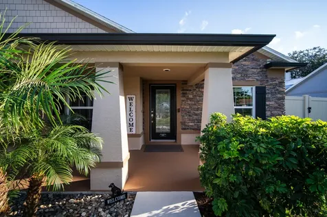 1662 SE North Blackwell Drive Port St Lucie FL 34952