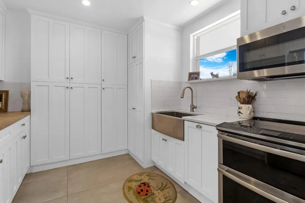 2921 S Ocean Boulevard Highland Beach FL 33487