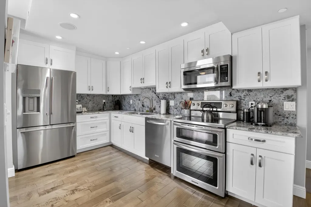 7802 Lakeside Boulevard Boca Raton FL 33434